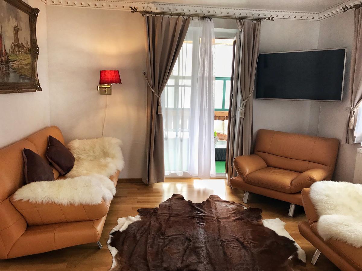 Golden Gapa Central Holiday House 14 Apartment การ์มิช-พาร์เทนเคียร์เชน ภายนอก รูปภาพ