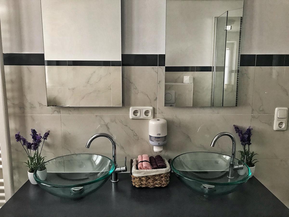 Golden Gapa Central Holiday House 14 Apartment การ์มิช-พาร์เทนเคียร์เชน ภายนอก รูปภาพ